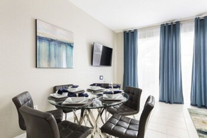 Room 43 of 53
