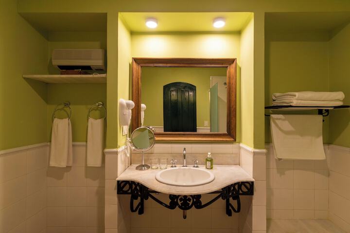 Bathroom Interior Photo