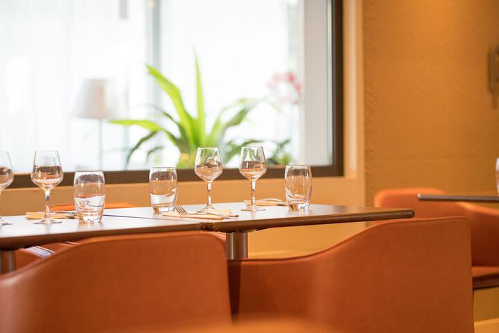 Dining Photos
