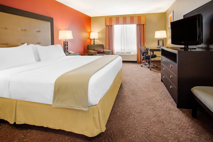 Room 34 of 75