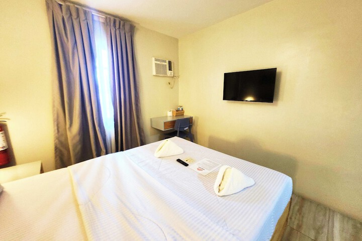 Room 14 of 43