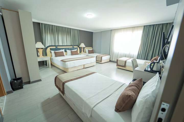 Room 22 of 56