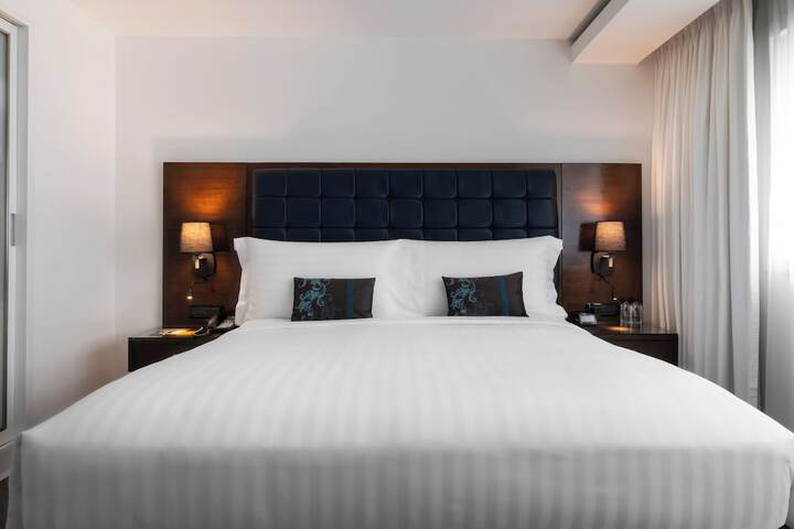 Room 26 of 191