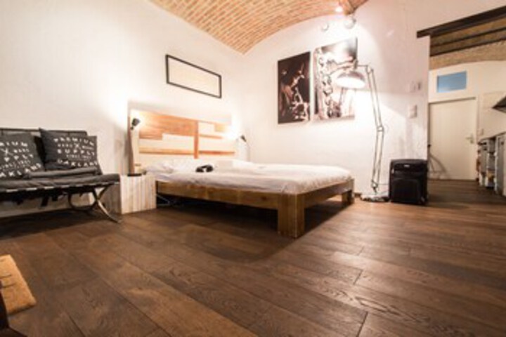 Room 40 of 91