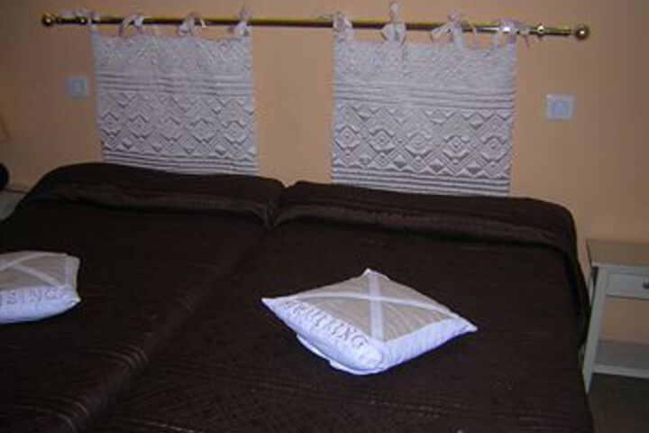 Hotel Suite Photo