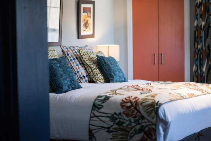 Room 2 of 44