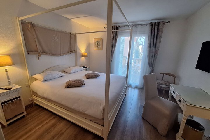 Room 21 of 60