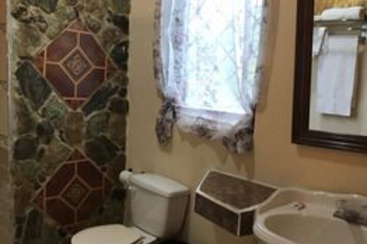 Room 6 of 47