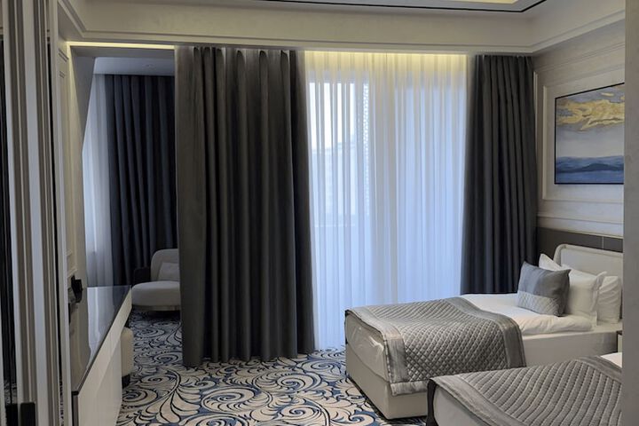 Room 12 of 31