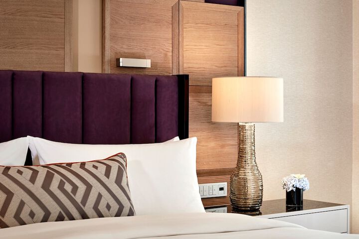 Room 32 of 152