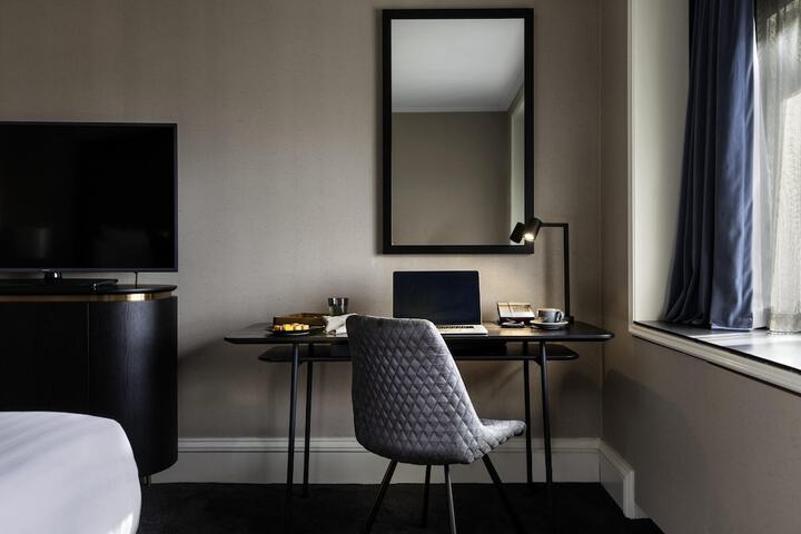 Room 22 of 113