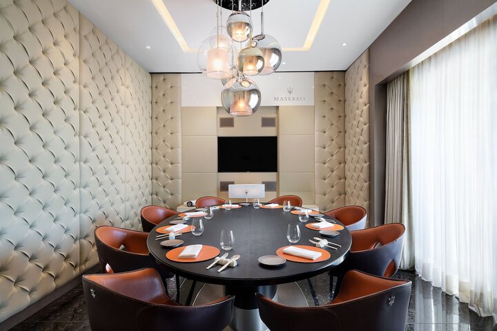 Dining 136 of 188