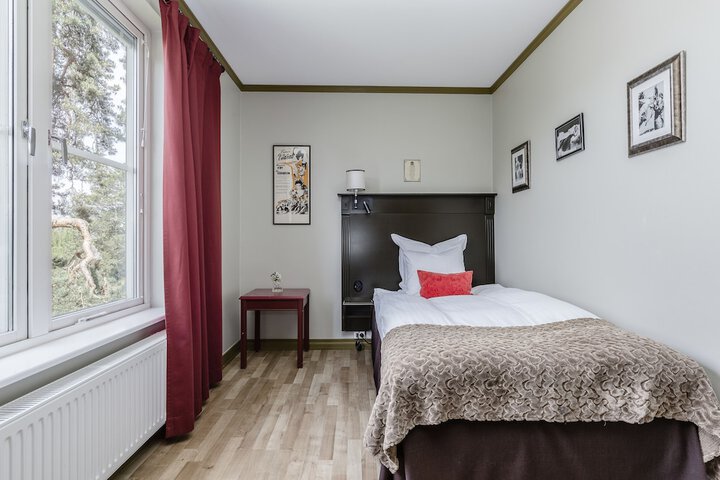 Room 20 of 87