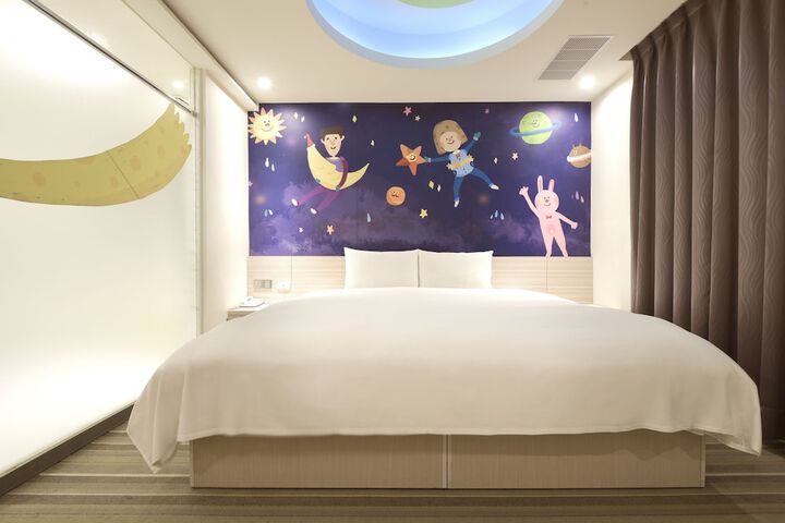 Room 10 of 45