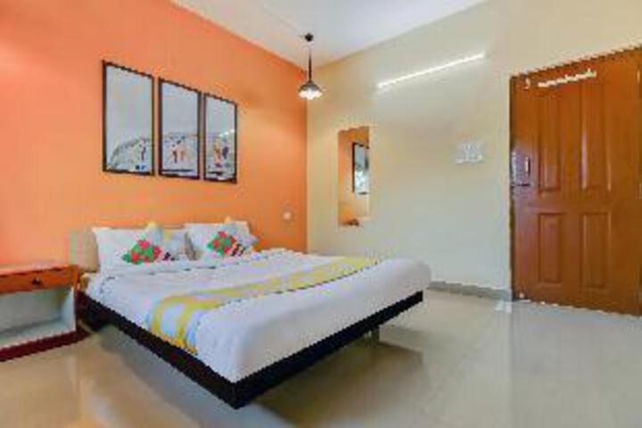 Room 10 of 22