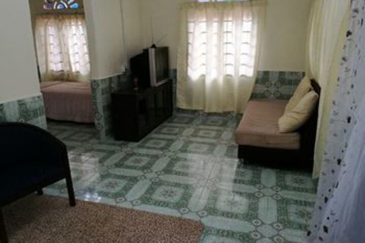 Room 12 of 20