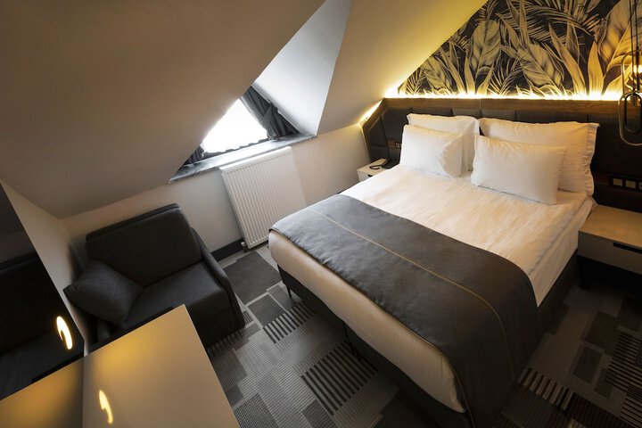 Room 26 of 129