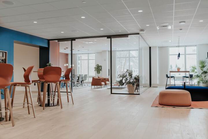 Guest Lobby