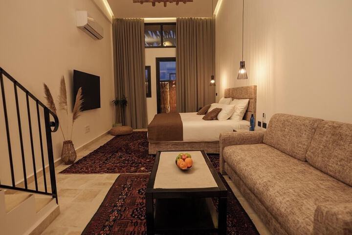 Room 3 of 22