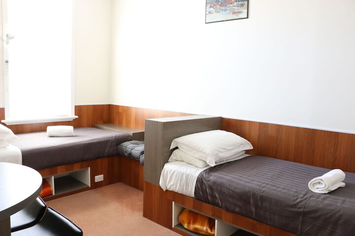 Room 10 of 46