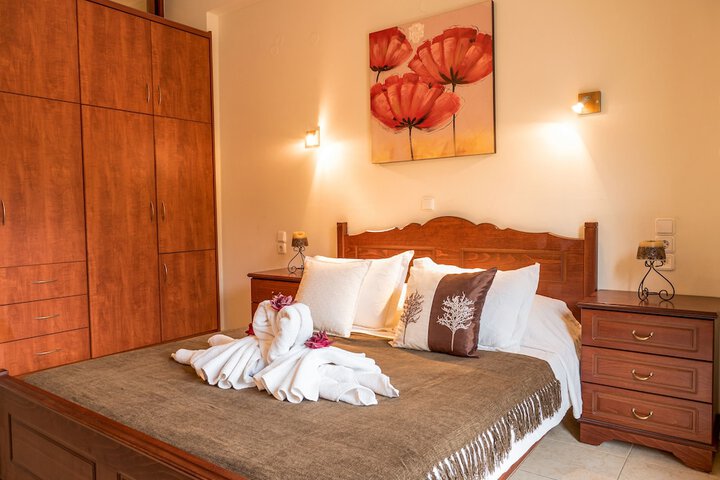 Room 2 of 42