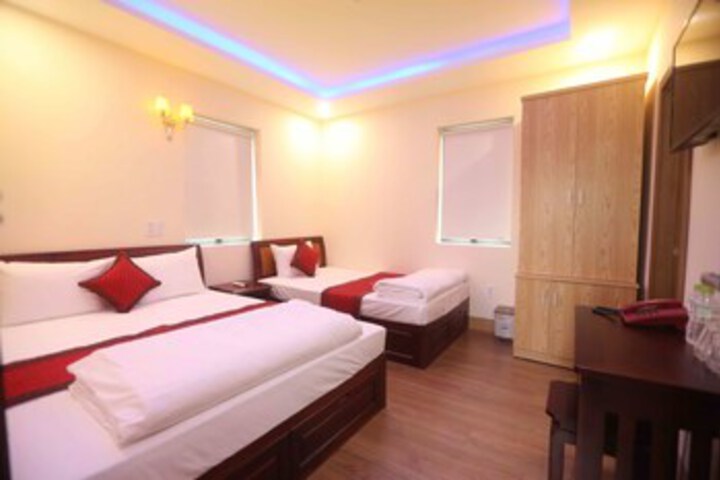 Room 34 of 34