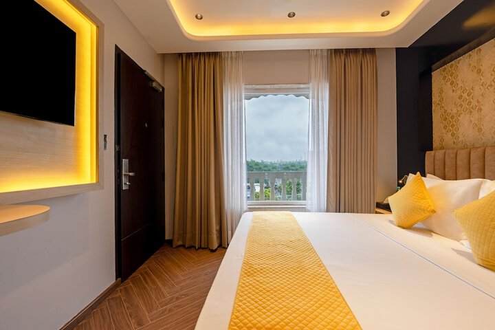 Room 10 of 39