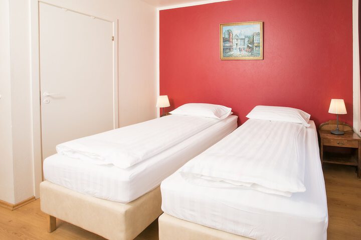 Room 40 of 167