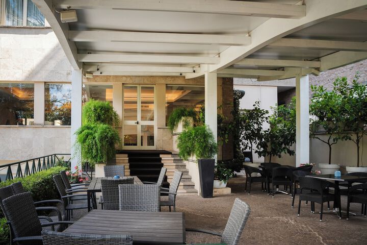 Terrace/Patio 76 of 81