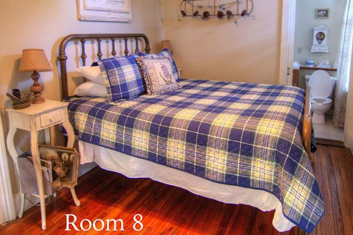 Room 7 of 58