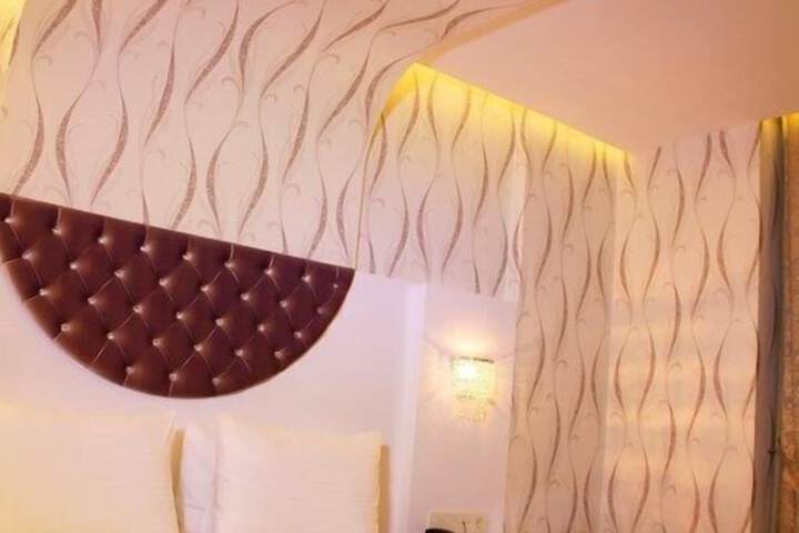 Room 16 of 55