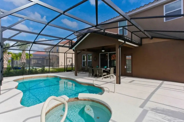 Pool 12 of 21