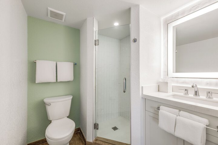 Clean Restrooms