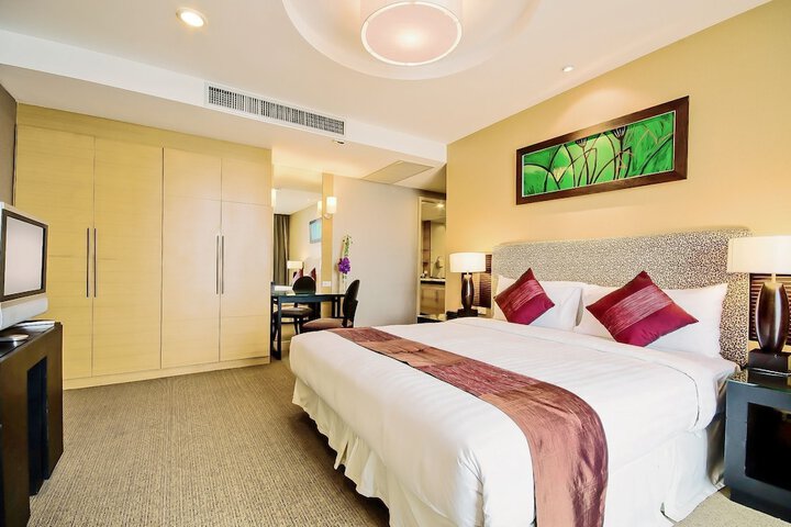 Room 15 of 78
