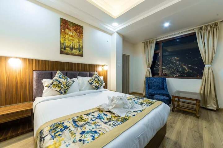 Room 3 of 21