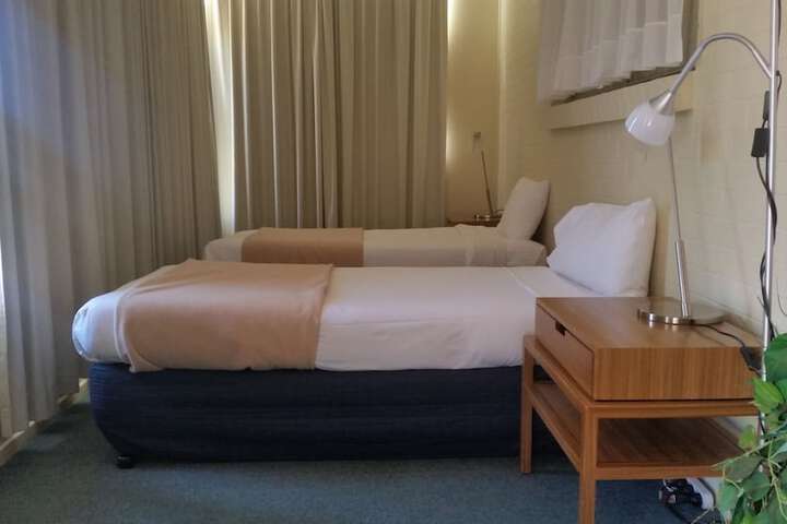 Room 12 of 69