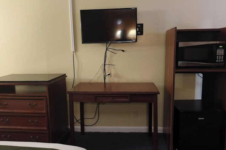 Room 4 of 26