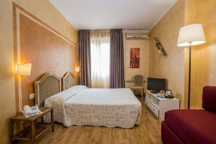 Room 16 of 20