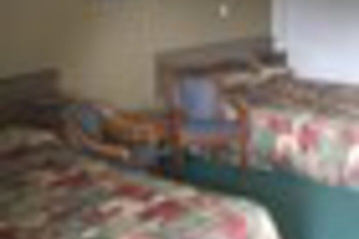 Room 17 of 132