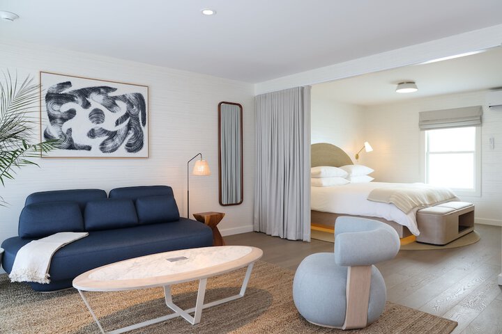 1 King Bed (6 of 15)