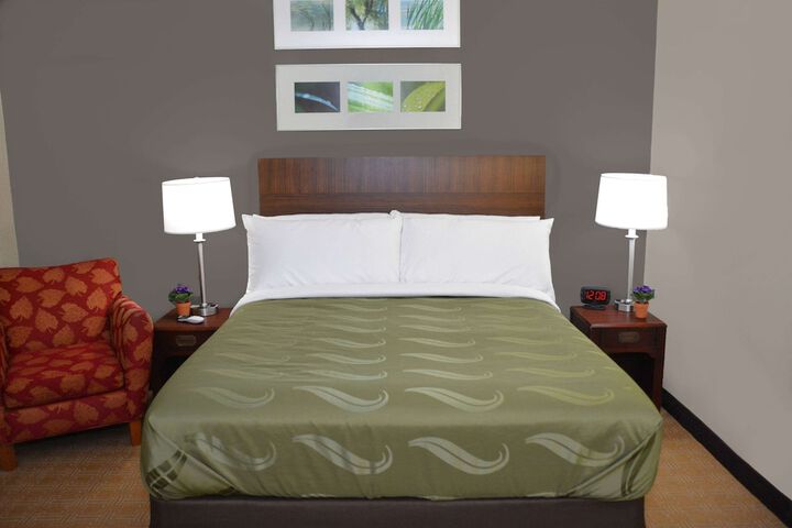 1 King Bed Suite (5 of 12)