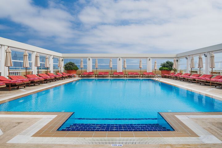Pool 43 of 133