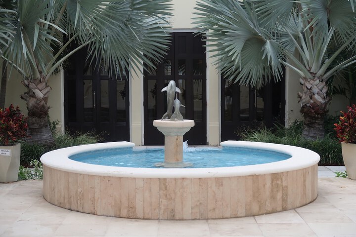 Hotel Exterior 193 of 209