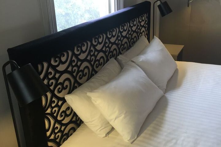 Room 13 of 50