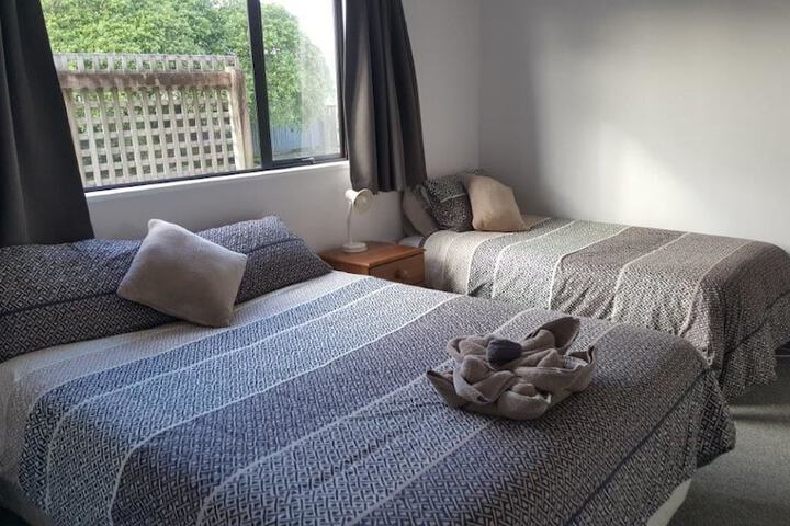 Room 9 of 42