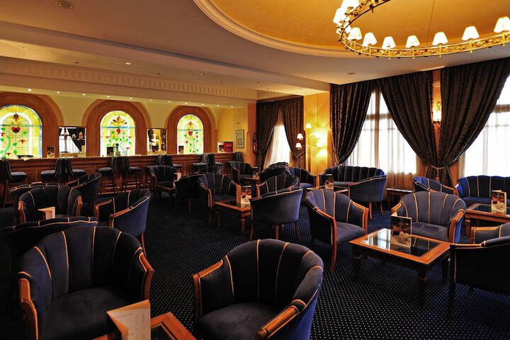 Hotel Interior 4 of 61