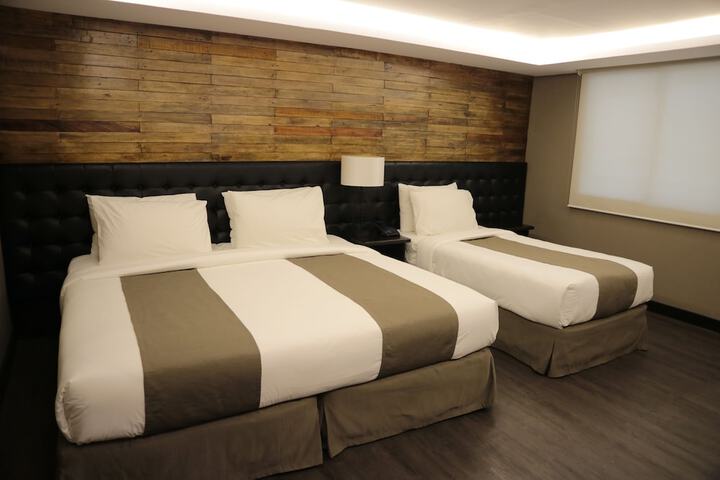 Room 3 of 45