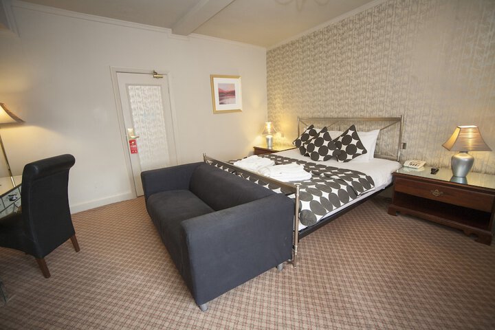Room 17 of 85