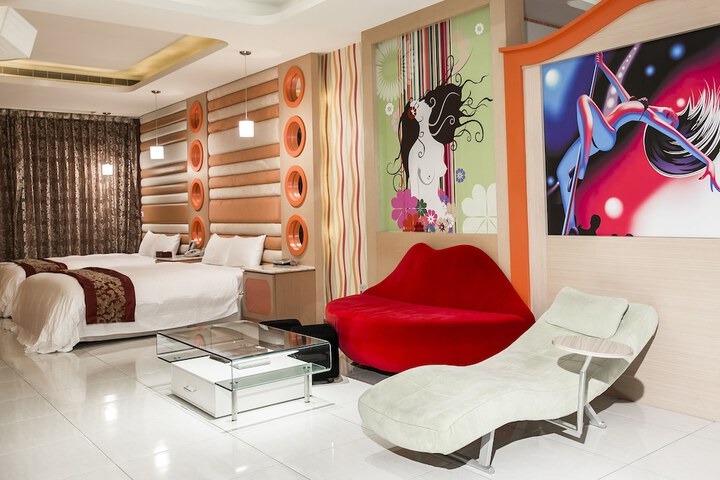 Room 31 of 67