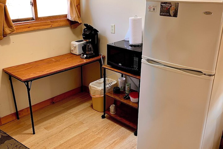 Room 13 of 38